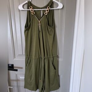 Womans Size Small Green Romper With Gold Chain Straps Summer